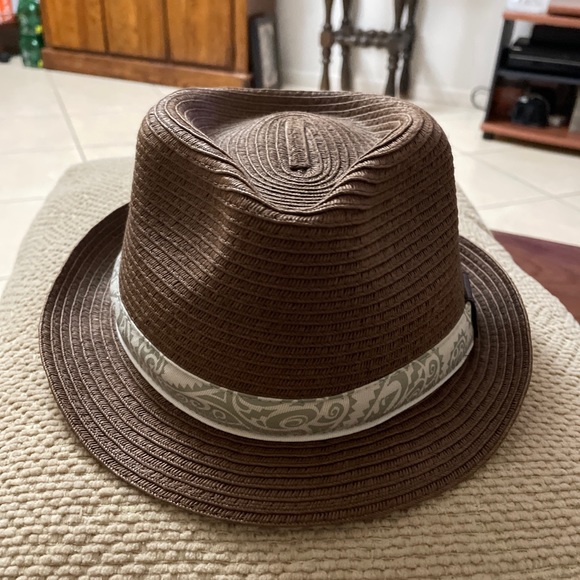 Quicksilver hat - Picture 6 of 8